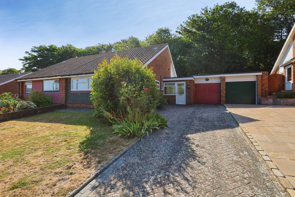 Property photo 1 of 15