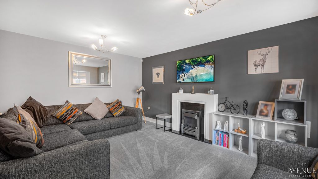 Property photo 3 of 38 5520187