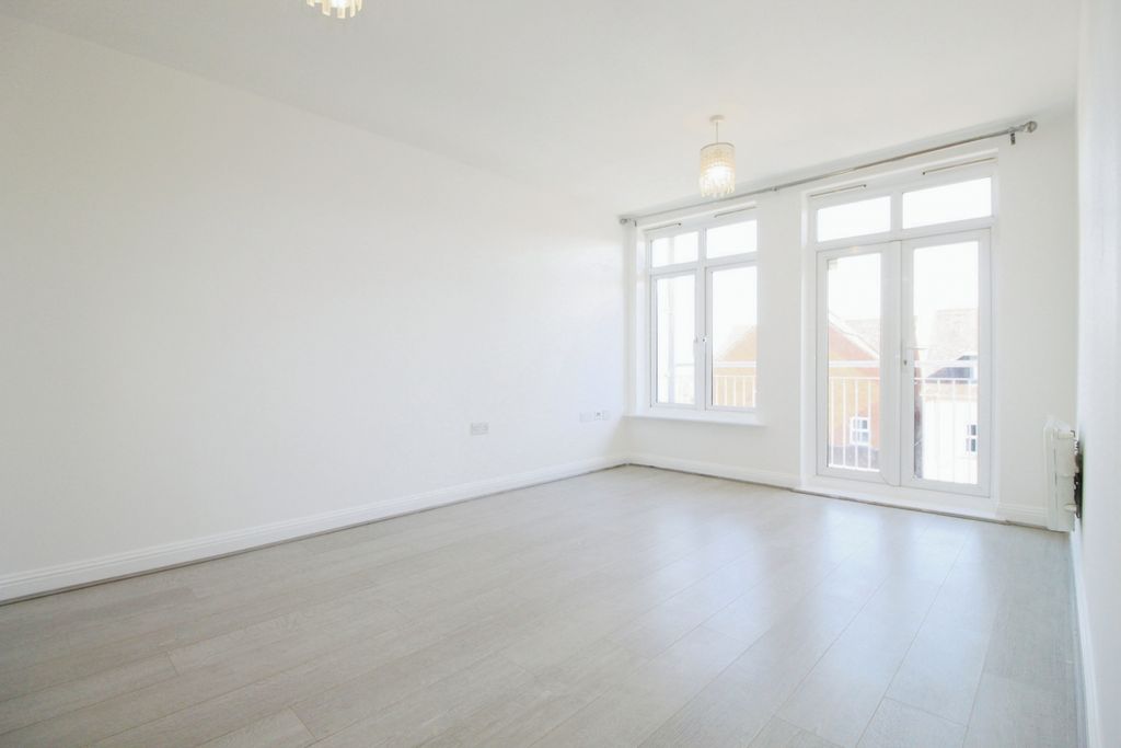 Property photo 2 of 23 Gallery