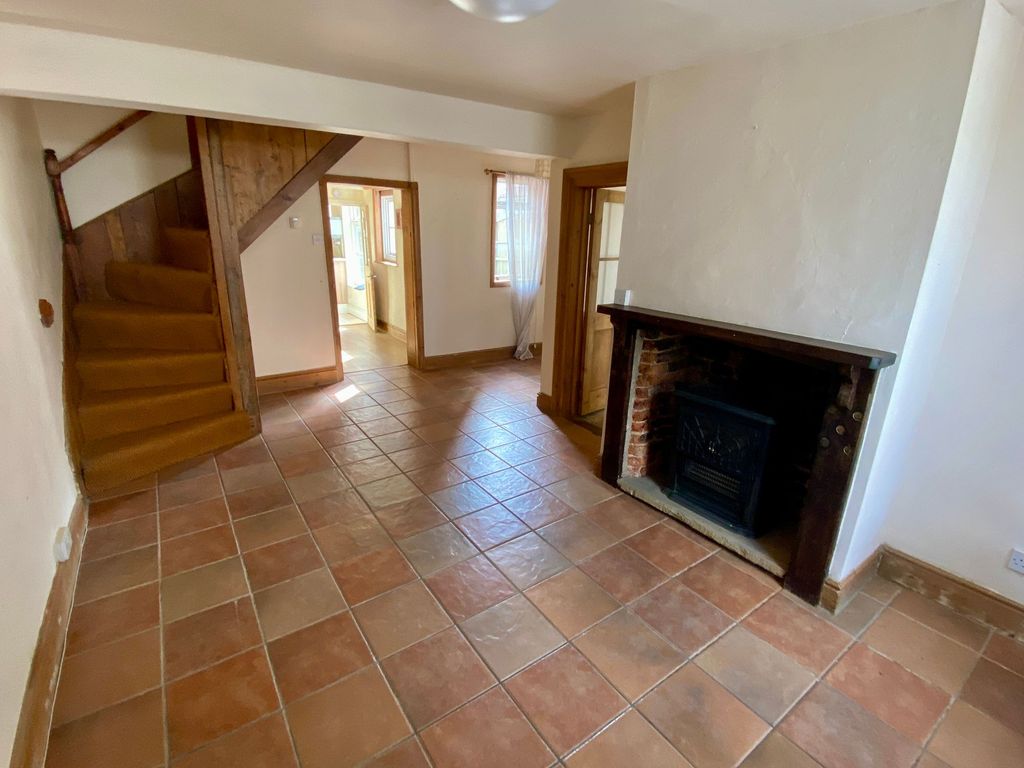 Property photo 2 of 14