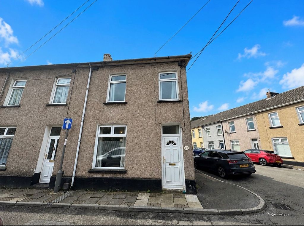 Property photo 1 of 29