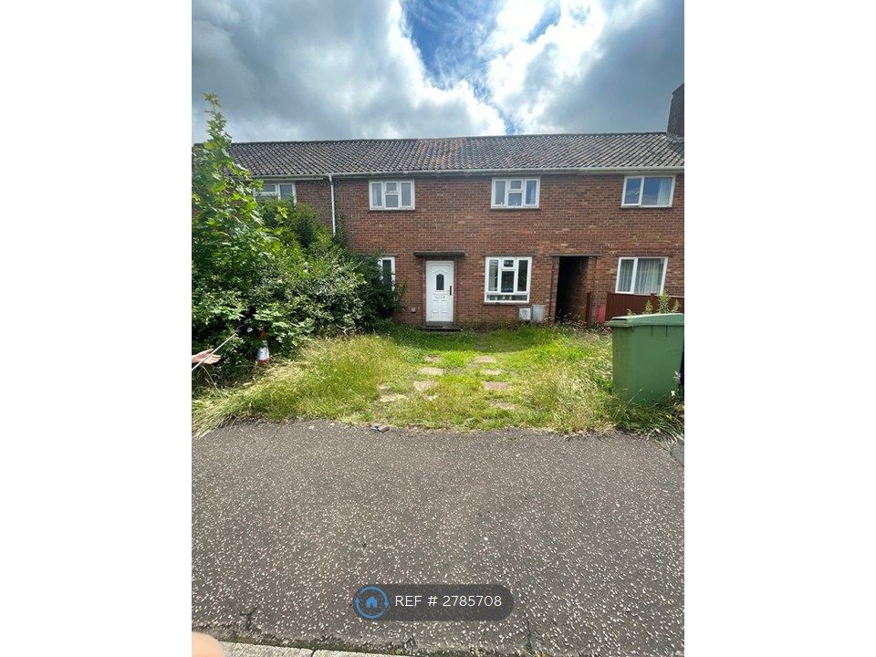 Property photo 2 of 8