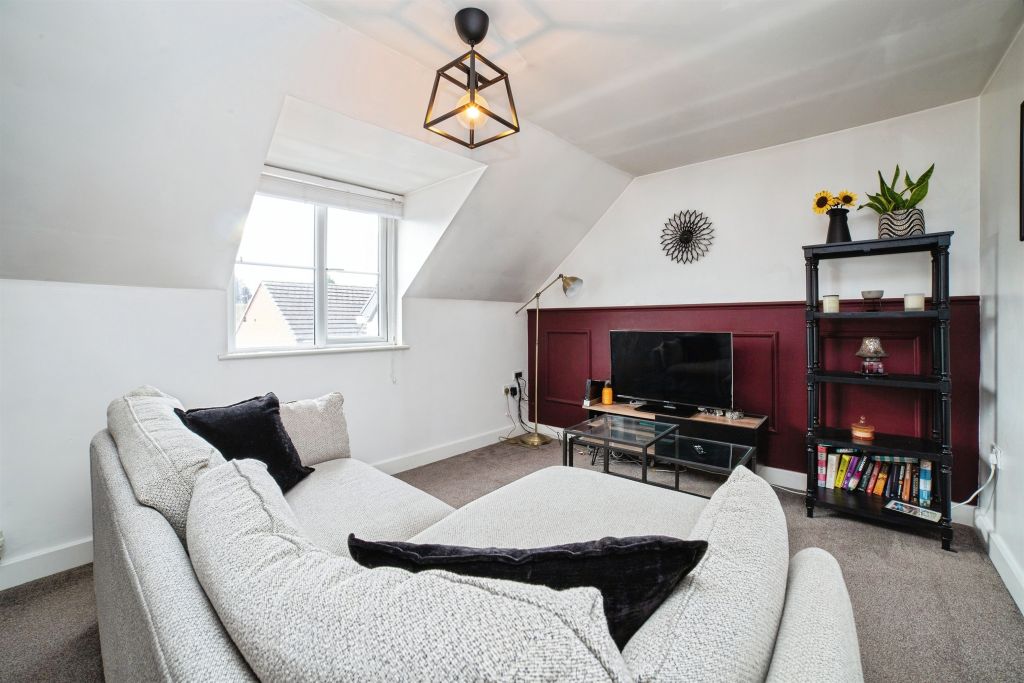 2 bed flat for saleArches Close, Awsworth, Nottingham NG16 photo 5