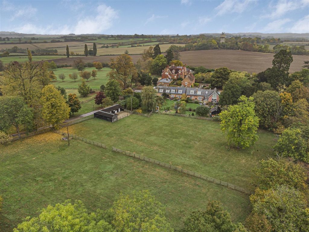 Property photo 2 of 33 28_65320.Jpg