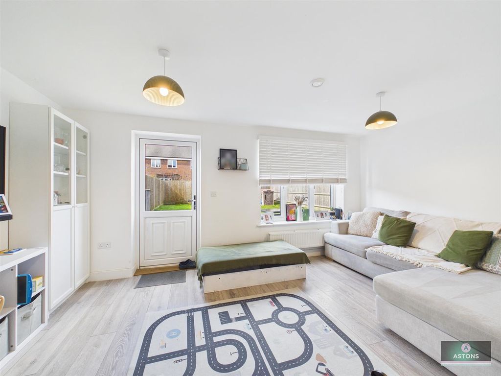 Property photo 2 of 13 Cam02067G0-Pr0224-Still004.Jpg