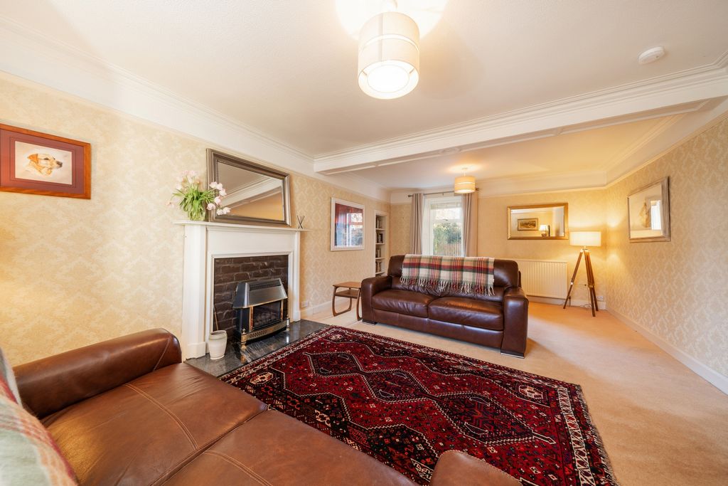 Property photo 3 of 33 Photo 14