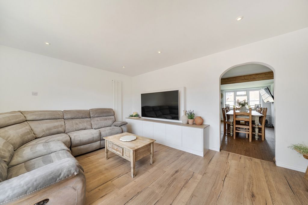 Property photo 3 of 17 Reception Room