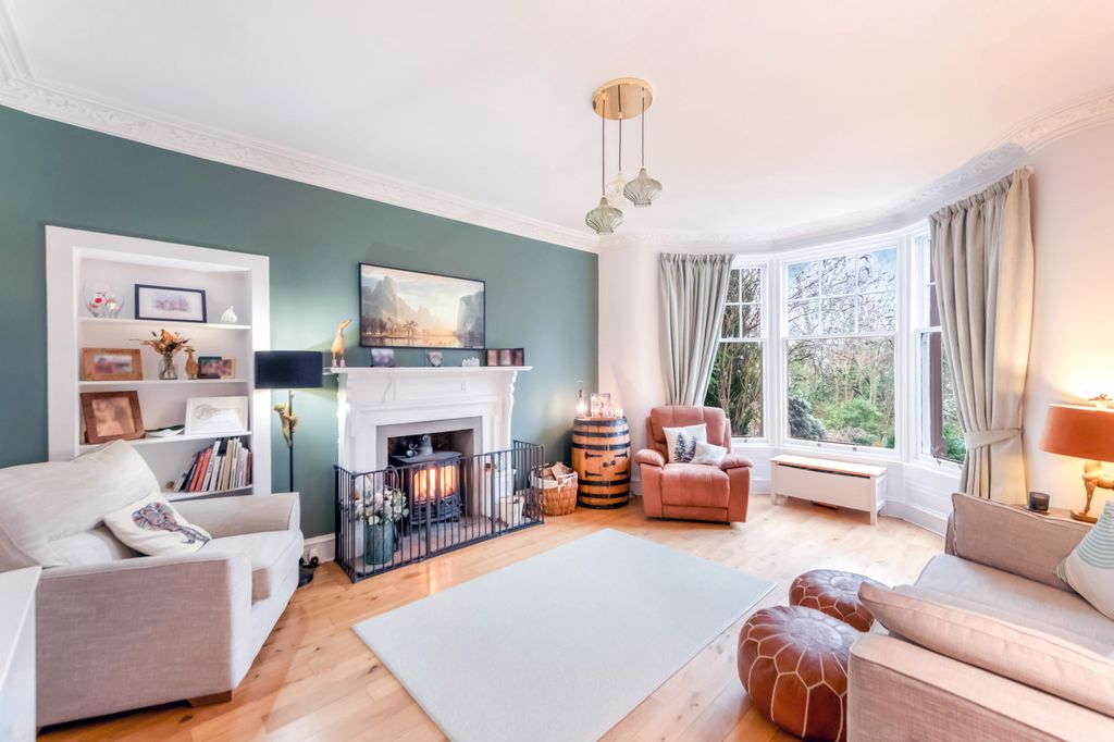 Property photo 2 of 29