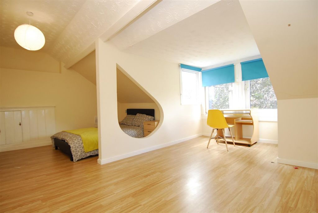Property photo 1 of 6 87Alexanderrd006.Jpg