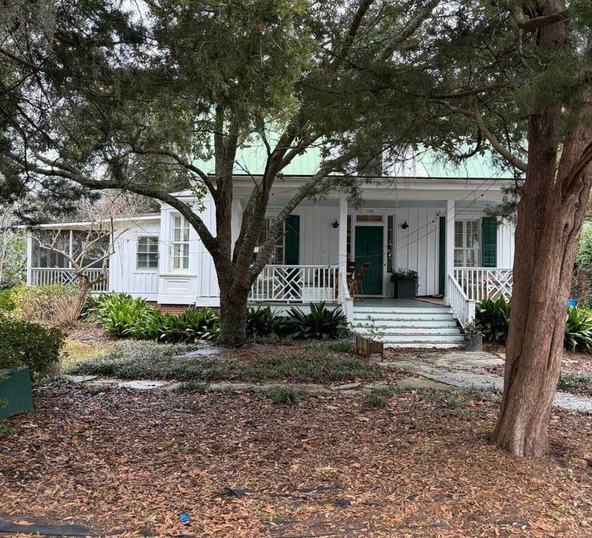 Property photo 1 of 1