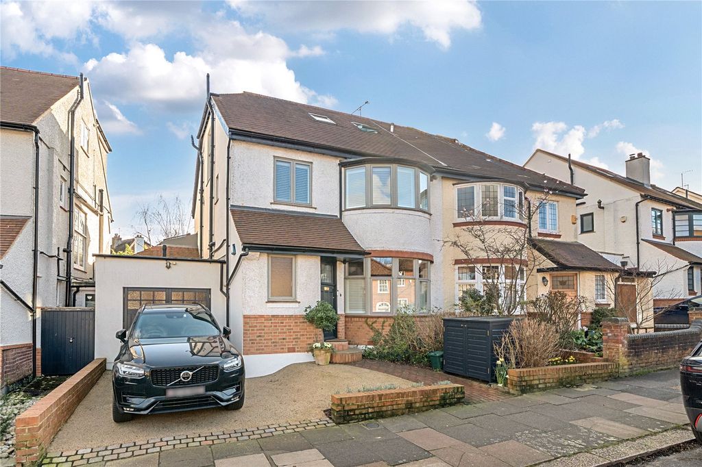 Property photo 2 of 30 Picture No. 01