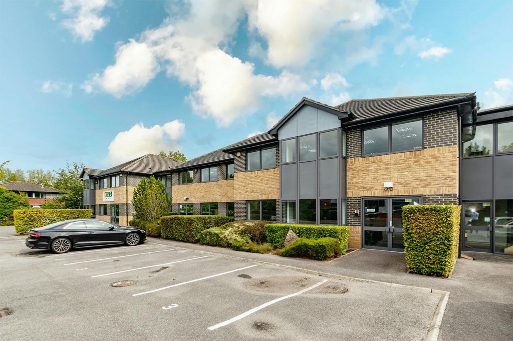 Property photo 1 of 9 4-High Res-2-Sky.Jpg