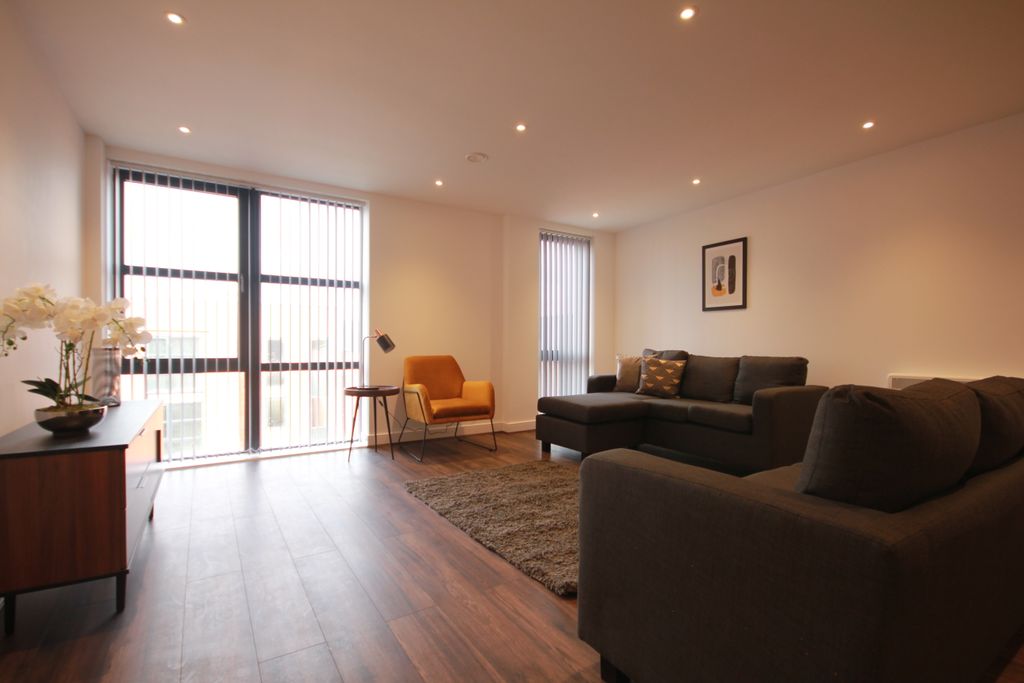 Property photo 2 of 11