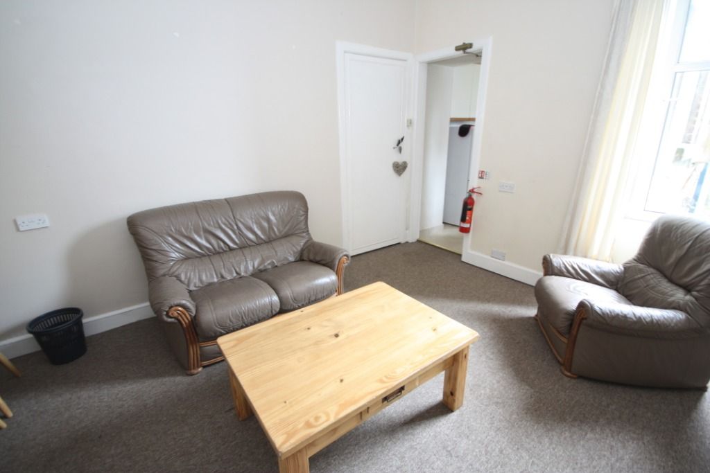 Property photo 2 of 9 Photo 2