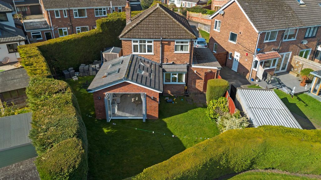 Property photo 1 of 37