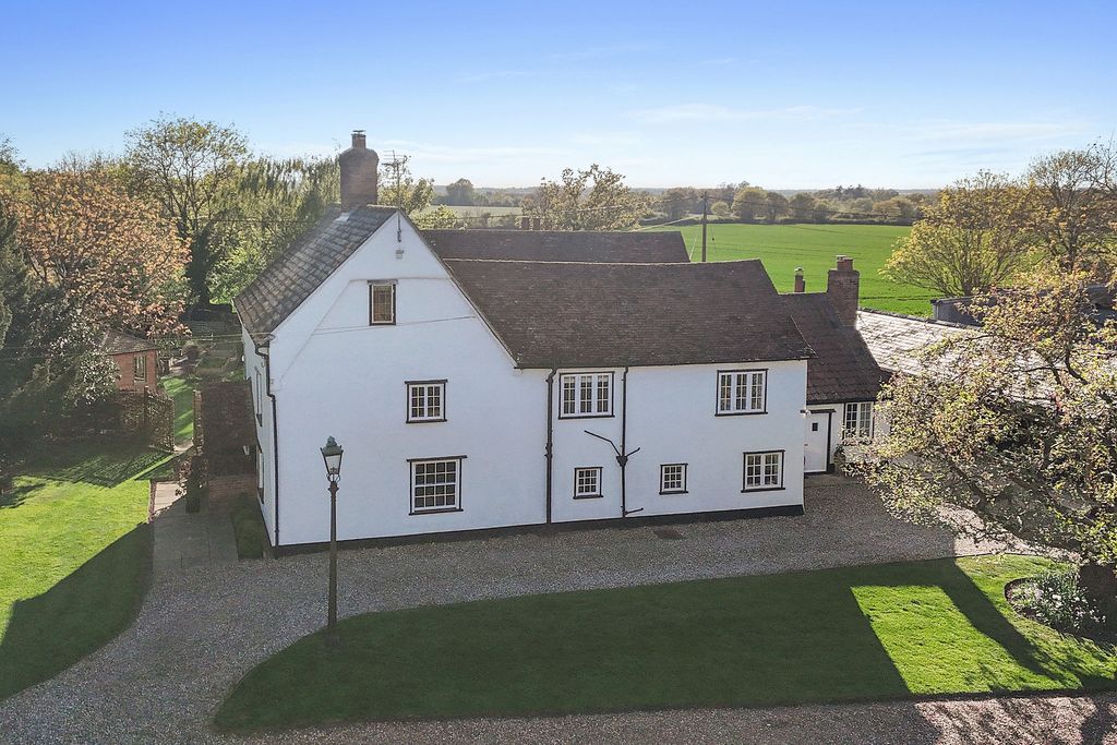 Property photo 1 of 81 Ht-Fc(Col)-Theoldhyde-74