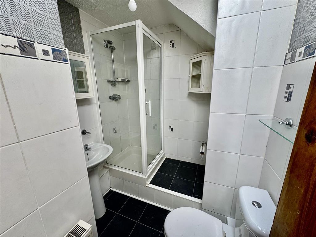 Additional image 8 of 2 bed terraced house to rentAbererch Road, Pwllheli LL53