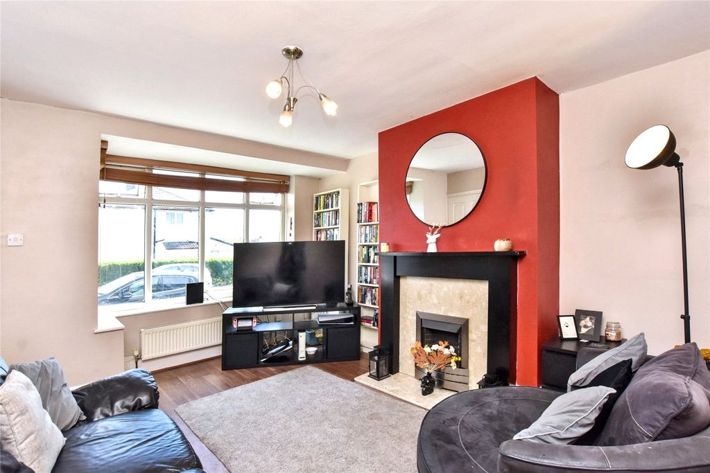 Property photo 2 of 18 Picture No. 09