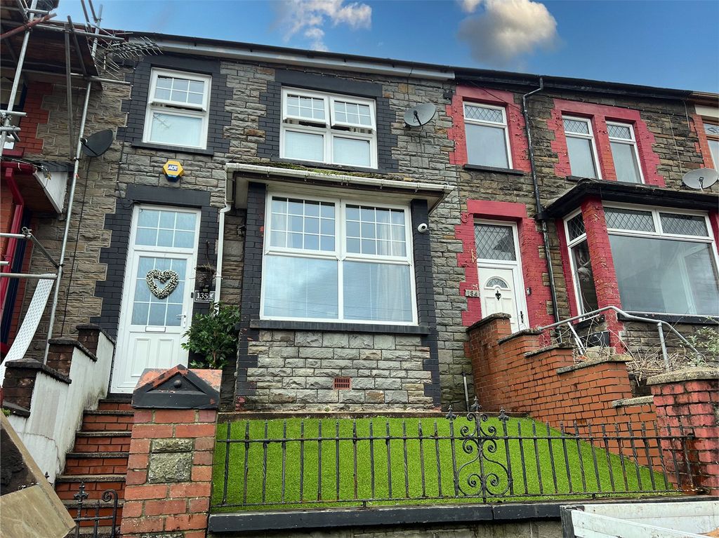 Property photo 1 of 15 Picture No. 02