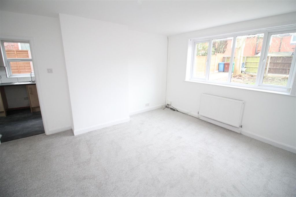 Property photo 2 of 11 Img_6045[1].Jpg