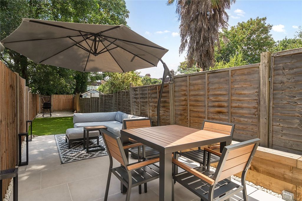 Property photo 3 of 23 Picture No. 05