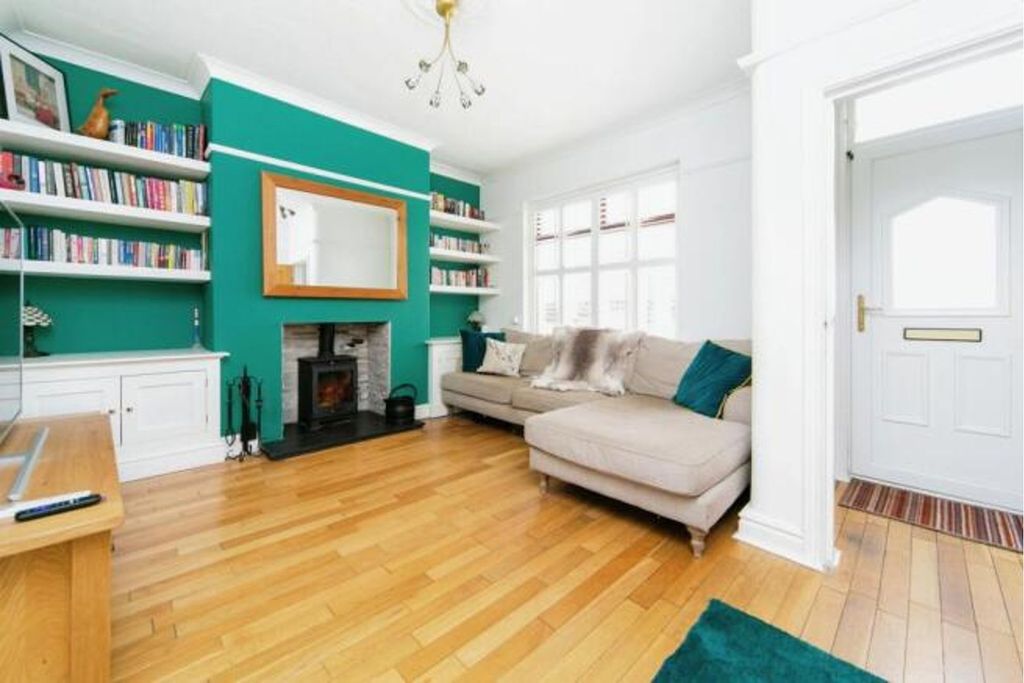 Property photo 2 of 15