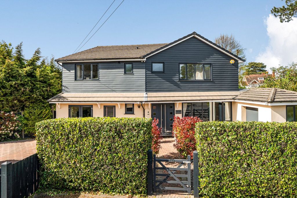 Property photo 1 of 18