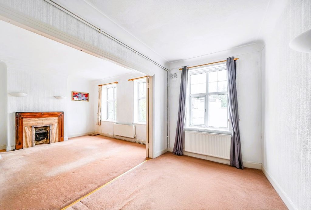 Property photo 3 of 13 Picture No. 25