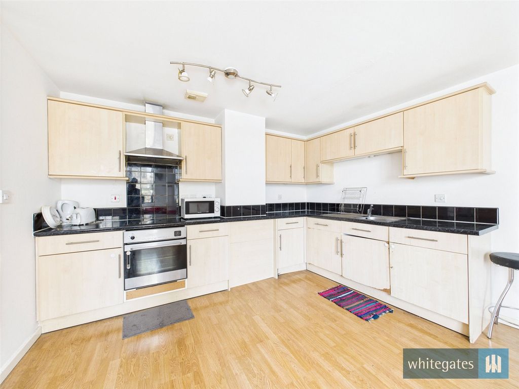 Property photo 3 of 9 Picture No. 05
