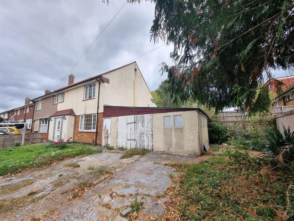 Property photo 2 of 19