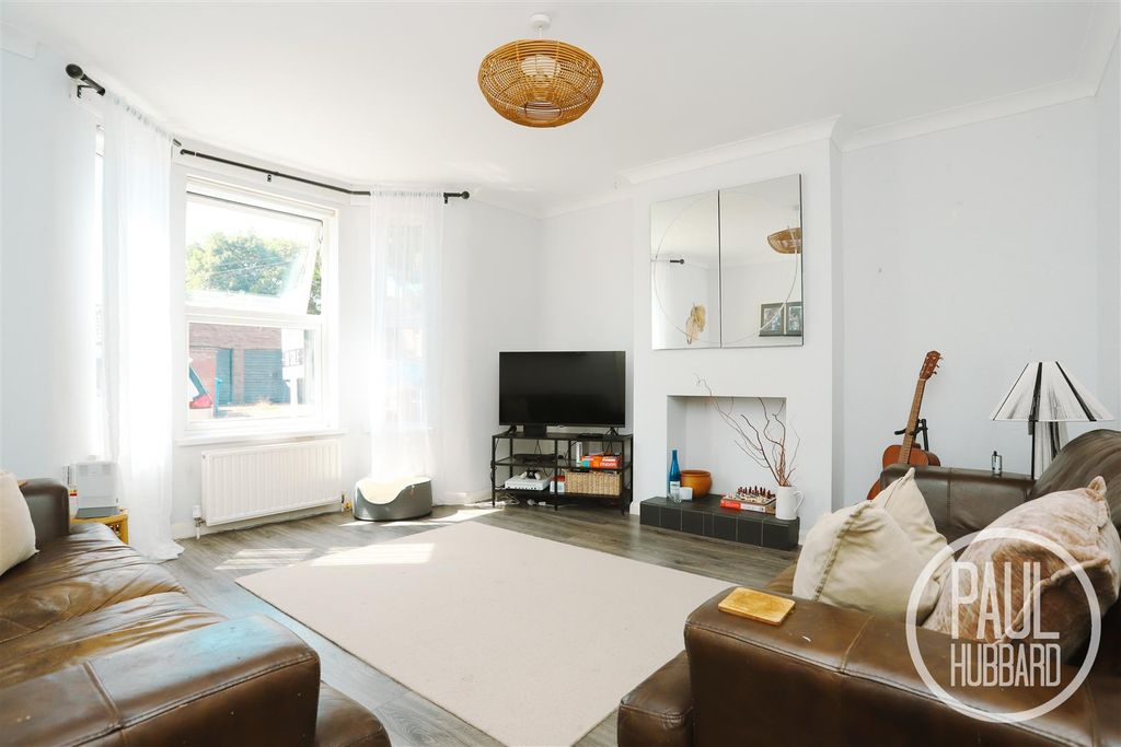 Property photo 3 of 18 Img_5338.Jpg