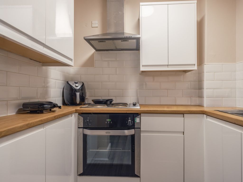 Property photo 3 of 8 3707213
