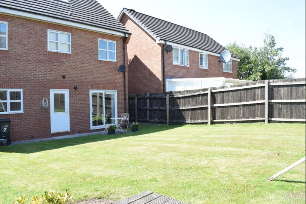 Property photo 2 of 6
