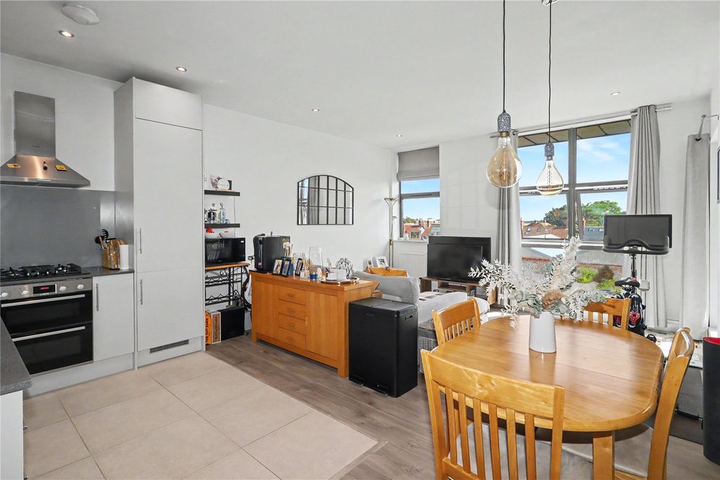 Property photo 2 of 14 Picture No. 09