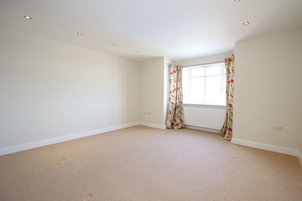 Property photo 3 of 8 Living Room