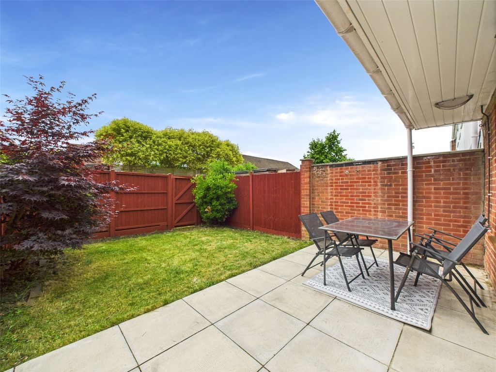 Property photo 2 of 11 Picture No. 16