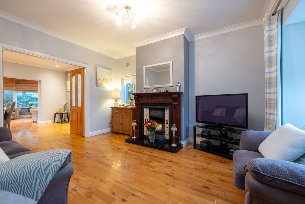 Property photo 3 of 30