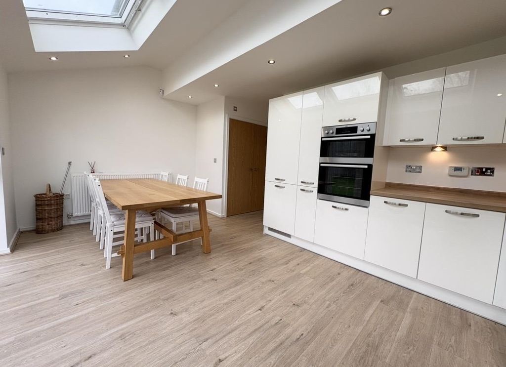 Property photo 2 of 15 Img_0073.Jpg