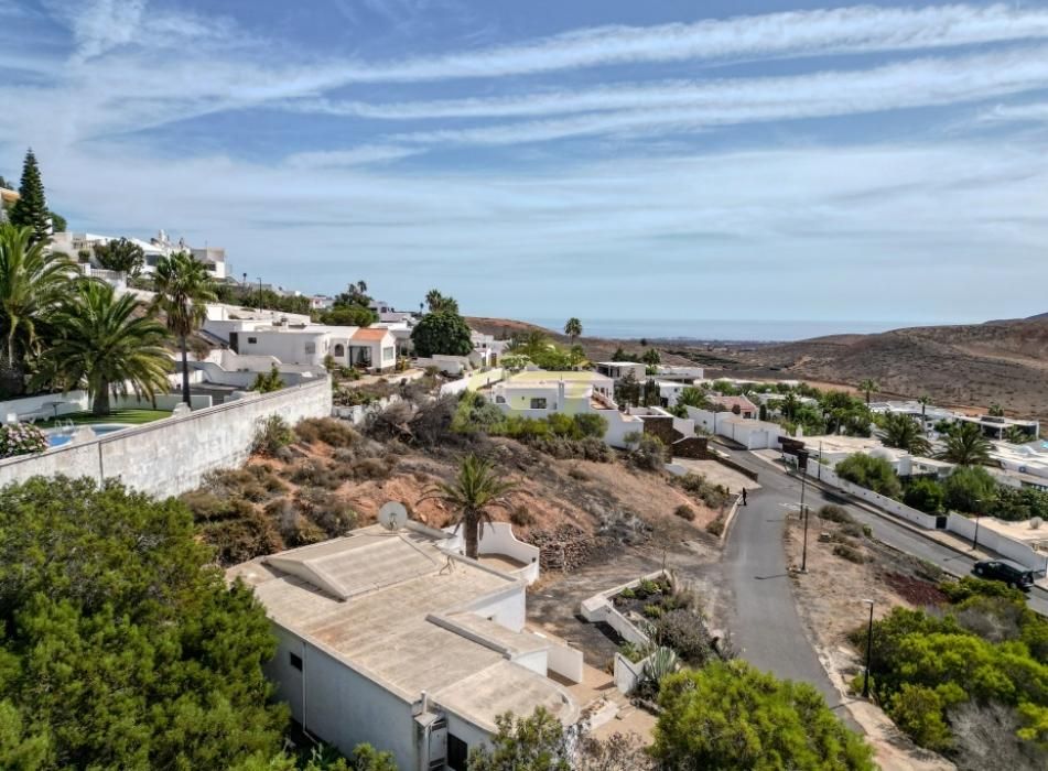 Property photo 3 of 4