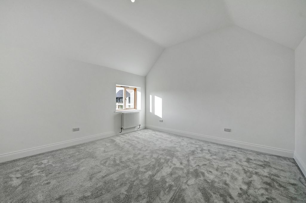 Additional image 7 of 4 bed barn conversion to rentLong Green, Tewkesbury GL19