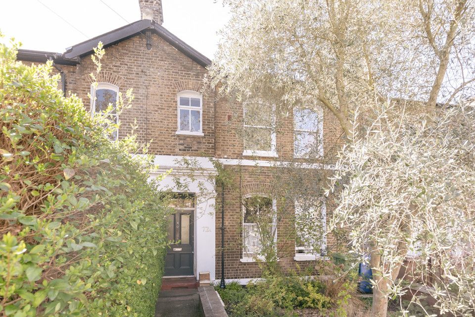 Property photo 3 of 21