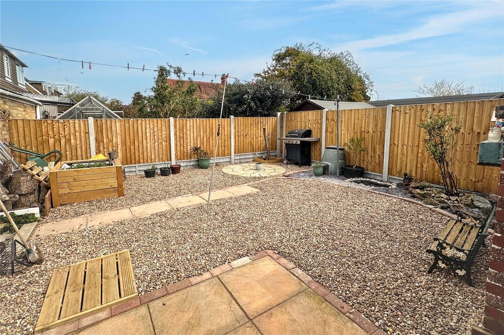 Property photo 3 of 11 Picture No. 15