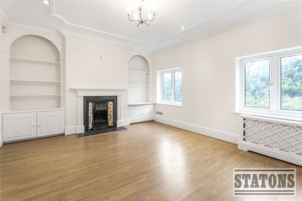 Property photo 3 of 14 Picture No. 23