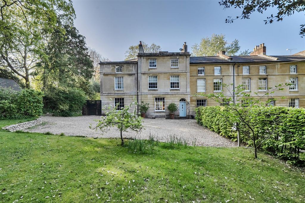 Property photo 1 of 21 1449324-3-69E88B12d32Df.Jpg