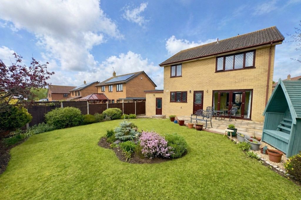 Property photo 3 of 18