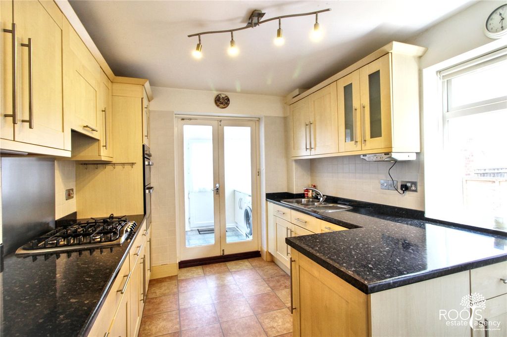 Property photo 2 of 13 Picture No. 06