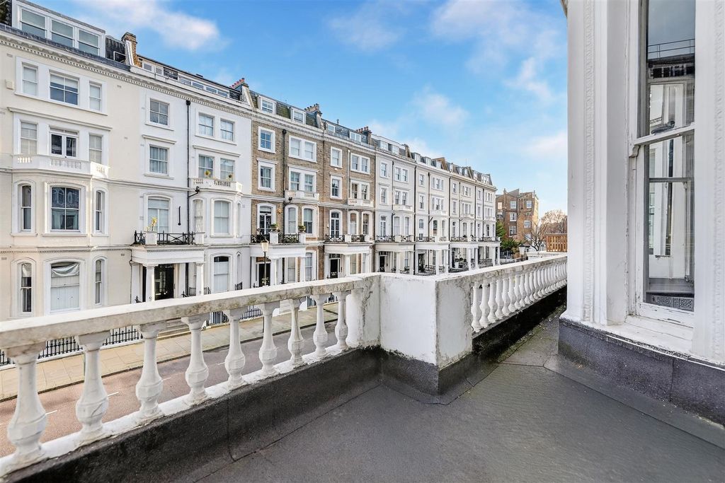 Property photo 2 of 13 4.Jpg