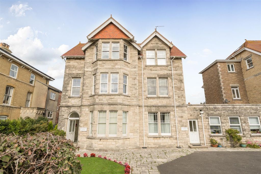 Property photo 1 of 21 1370028-2-68F0E3c211484.Jpg