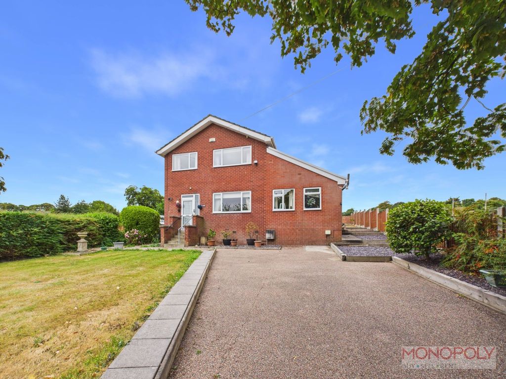 Property photo 1 of 28