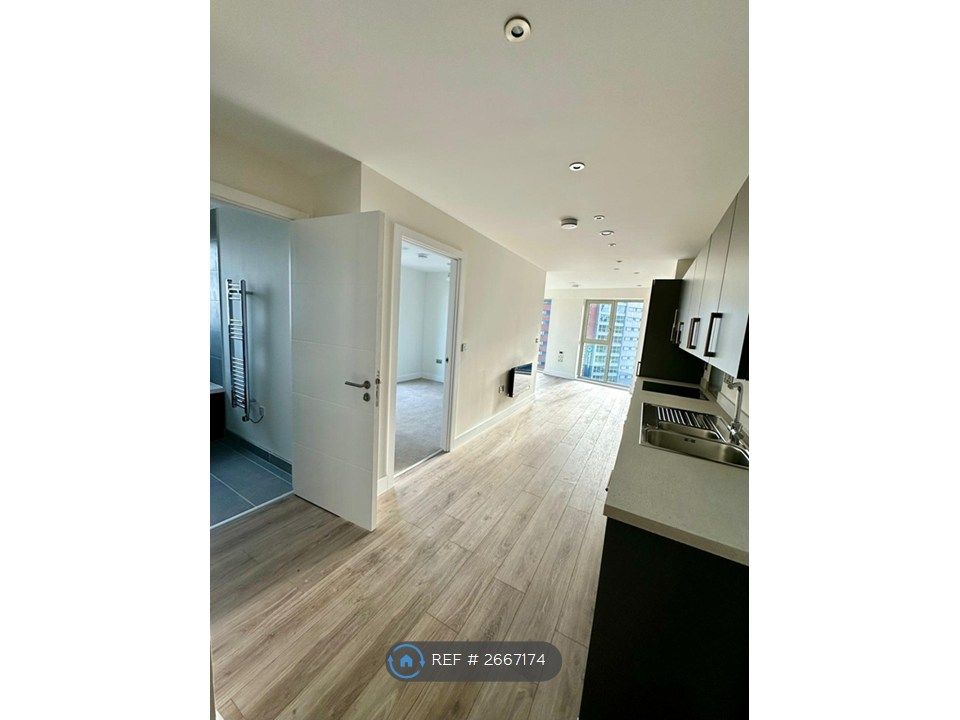 Property photo 2 of 30